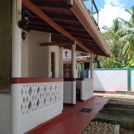 River Side Holiday Inn Weligama Kültér fotó